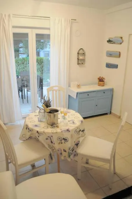 Holiday home Little House Kucica Villa Banjol