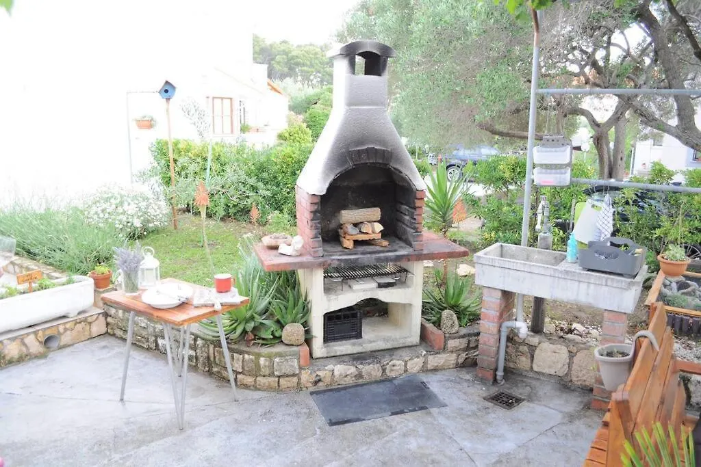 Holiday home Little House Kucica Villa Banjol